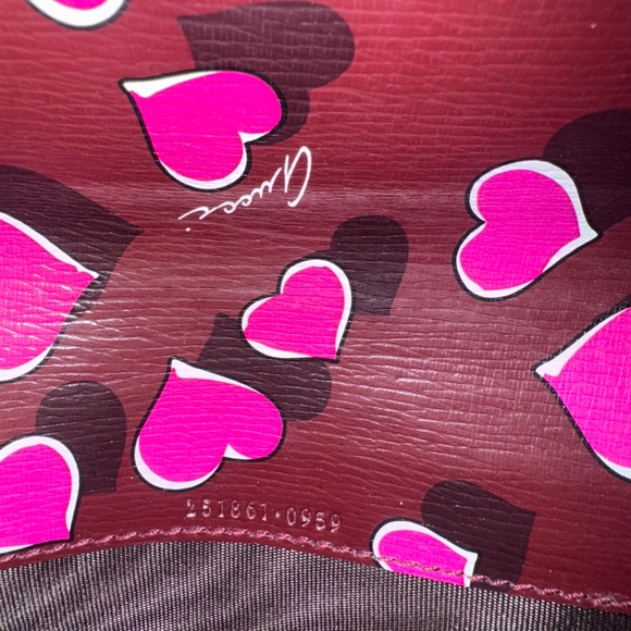 Gucci Fuchsia Pink Wallet~EUC - Picture 4 of 9
